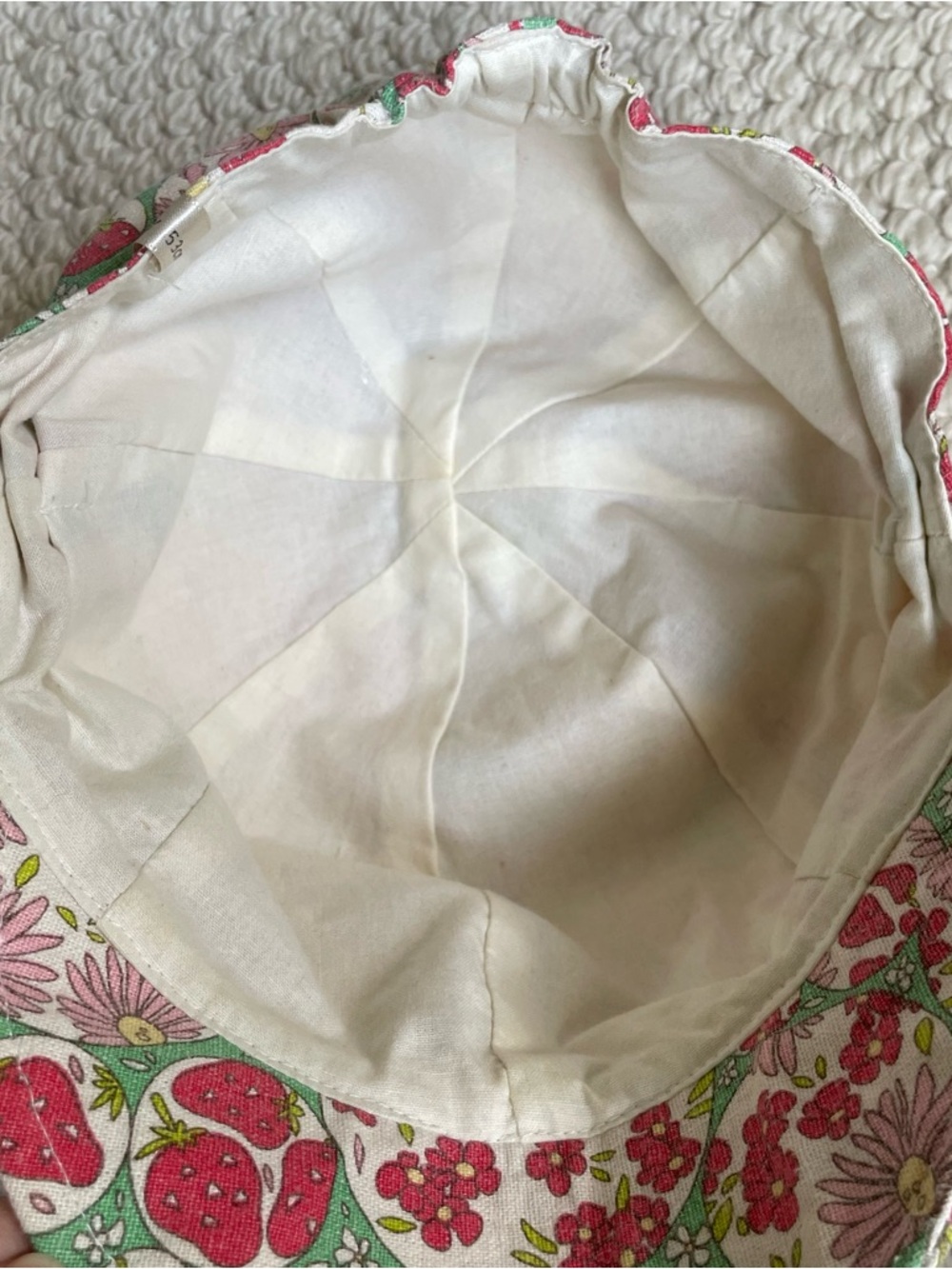 Hand-crafted cotton hat - Picture 12 of 15